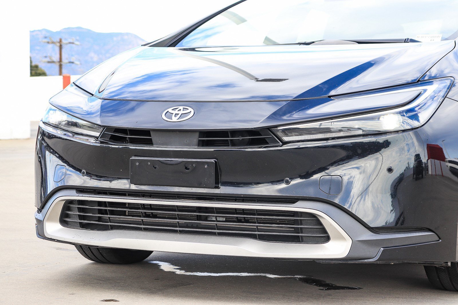 Certified Used 2024 Midnight Black Metallic Toyota SE image 8
