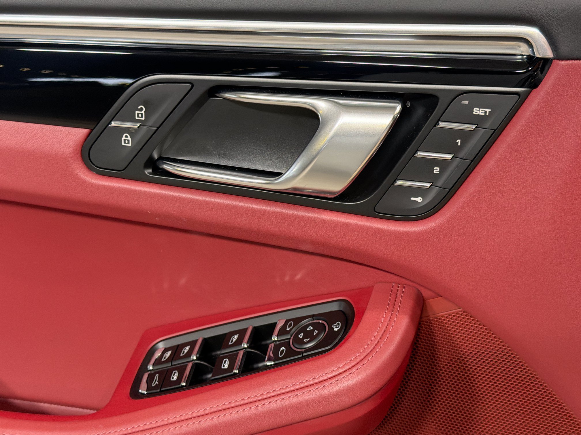 Used 2026  Porsche  image 21