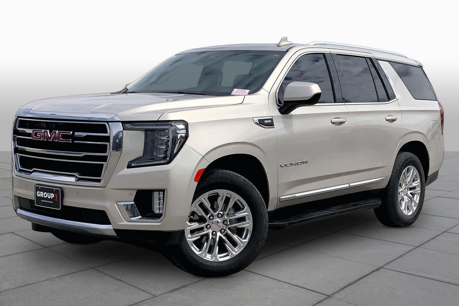 Used 2023 Pearl Beige Metallic GMC SLT image 2
