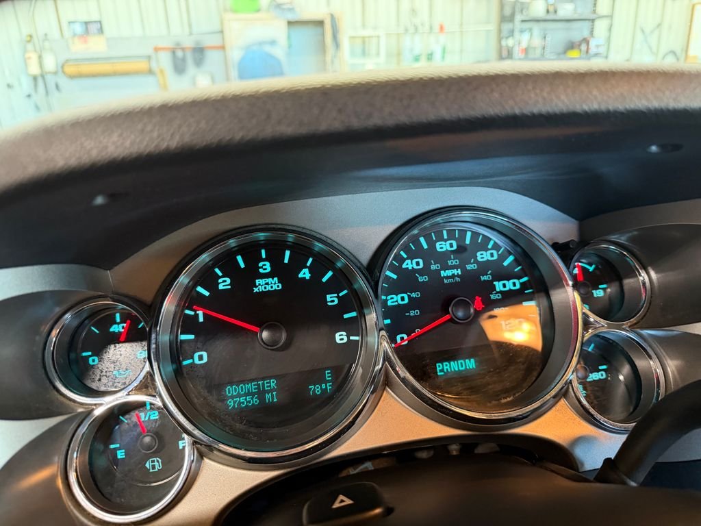 Used 2013 Gray Chevrolet LT image 15