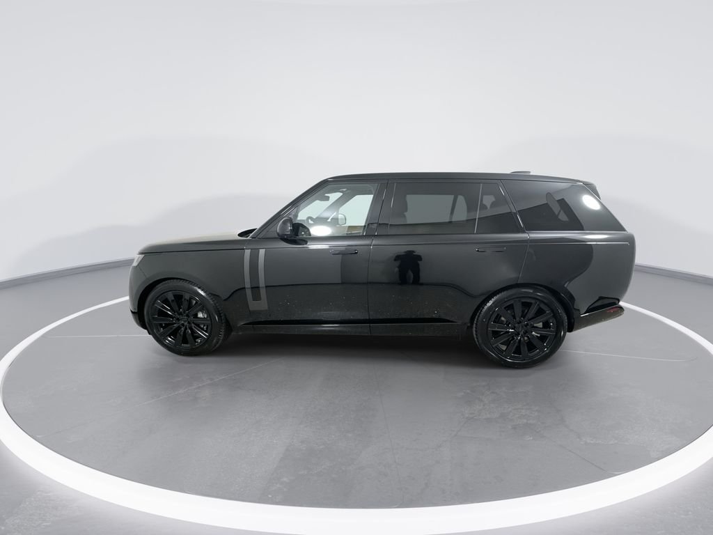 New 2026 Santorini Black Land Rover SE LWB image 5
