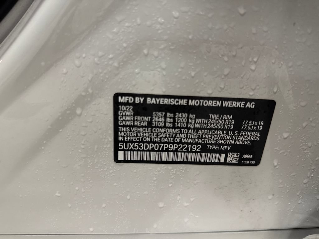 Used 2023 White BMW xDrive30i image 29