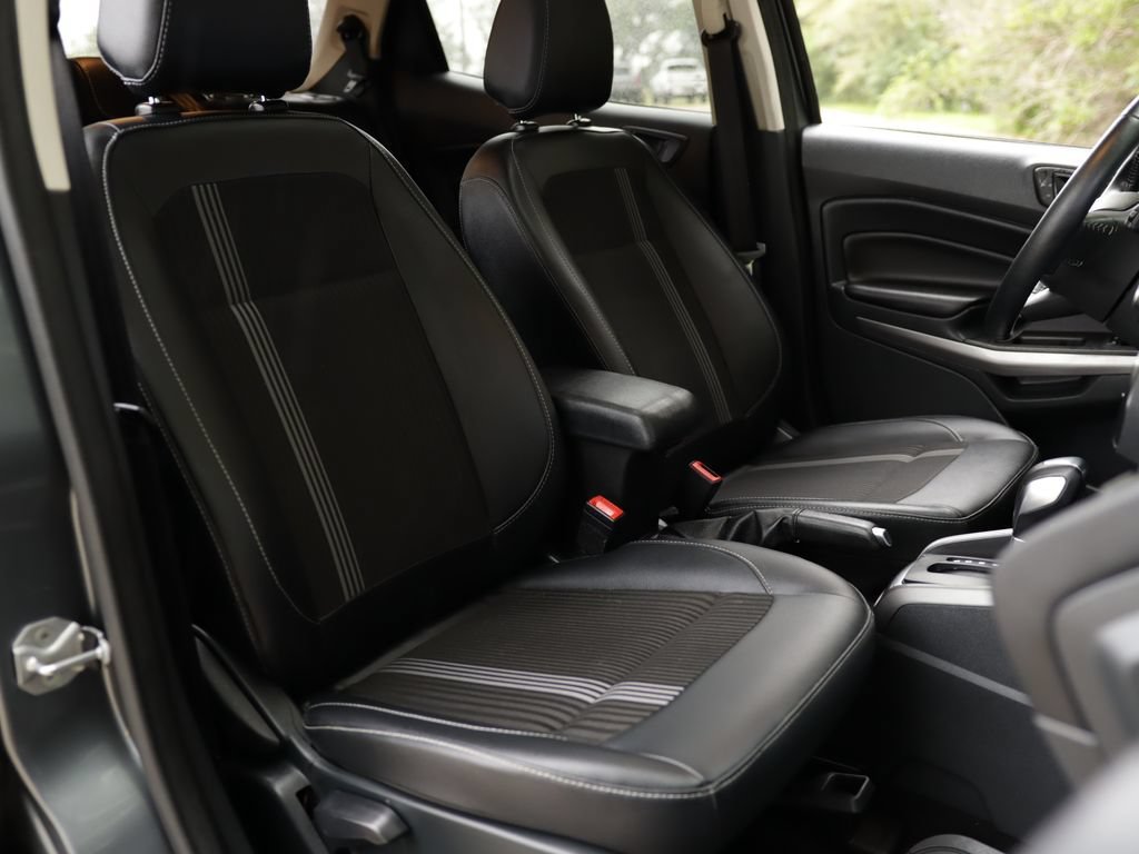Used 2020 Gray Ford SES image 27