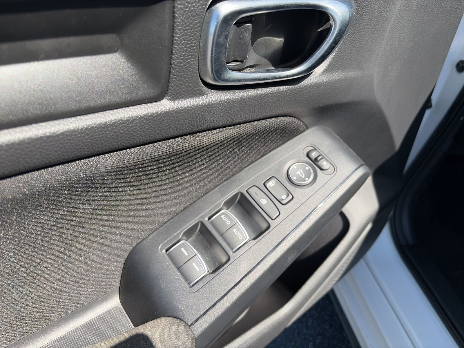 Certified Used 2022 Platinum White Pearl Honda Sport image 12
