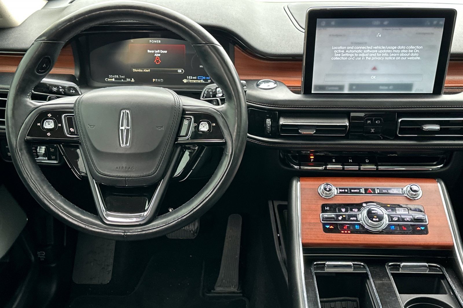 Used 2020 White Lincoln Grand Touring image 13