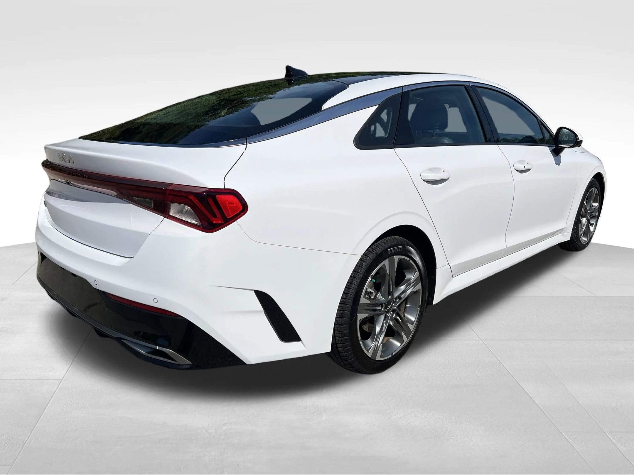 Used 2022 White Kia EX image 7