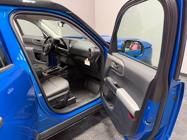 New 2025 Velocity Blue Metallic Ford Badlands® image 21