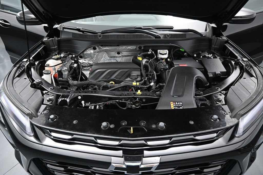 Used 2026 Black Chevrolet ACTIV image 34