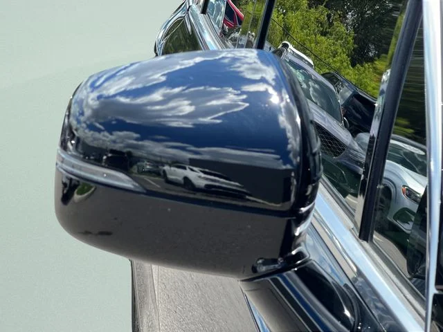 Used 2025 Black Kia S image 11