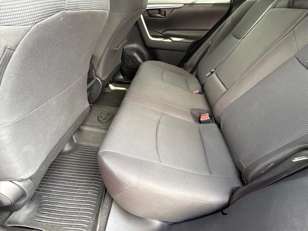Certified Used 2021 Pearl Toyota LE image 11