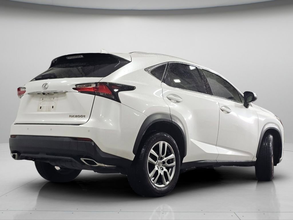 Used 2015 White Pearl Lexus 200t image 25