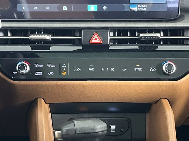 New 2026 Wolf Gray Kia X-Line image 18