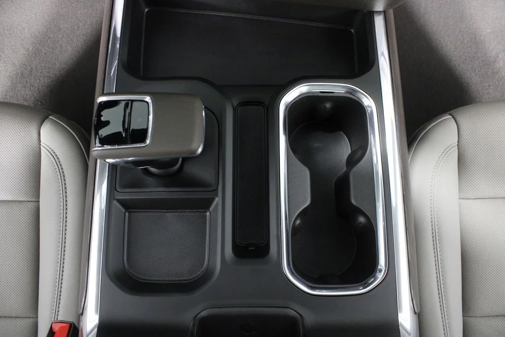 2026 GMC Sierra 1500 SLT - Photo 27