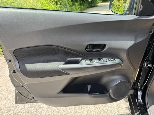 2025 Nissan KICKS PLAY Base - Photo 8