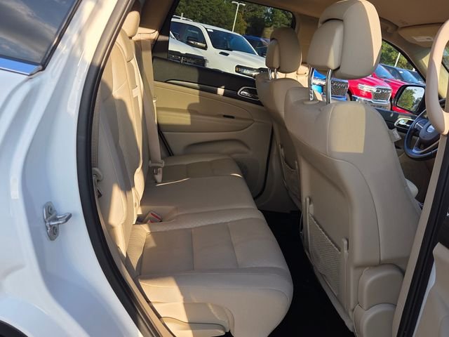 Used 2020 White Jeep Laredo E image 15