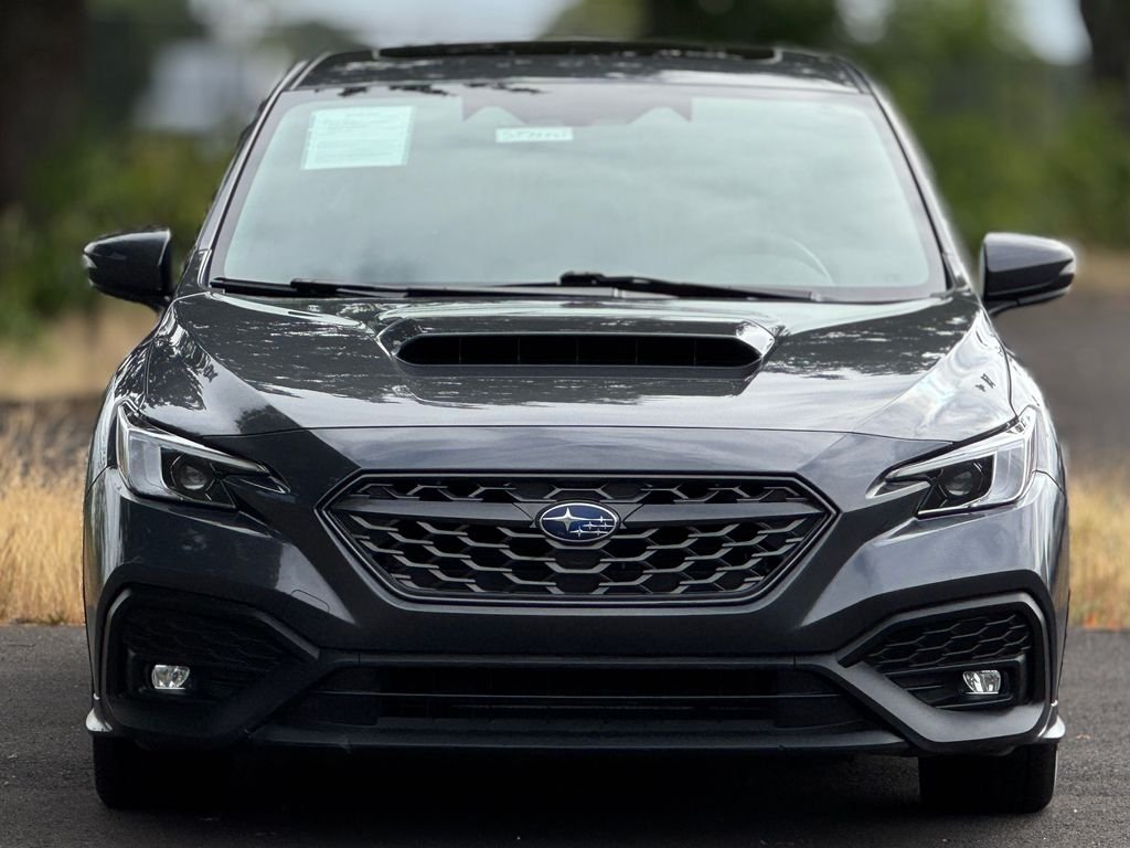 Used 2022 Magnetite Gray Metallic Subaru Limited image 1