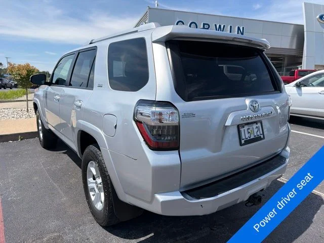 Used 2018 Classic Silver Metallic Toyota SR5 Premium image 7