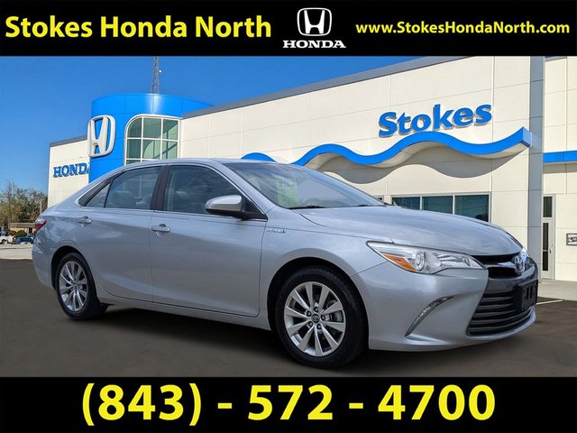 2016 Toyota Camry Hybrid XLE