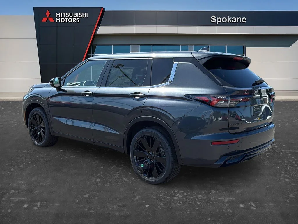 New 2026 Graphite Gray Mitsubishi LE 1.5T S-AWC image 5