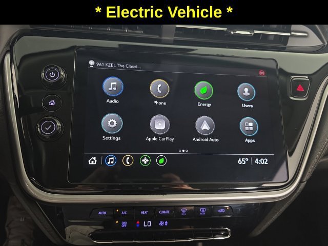 Used 2023 GRAY GHOST METALLIC Chevrolet LT image 17
