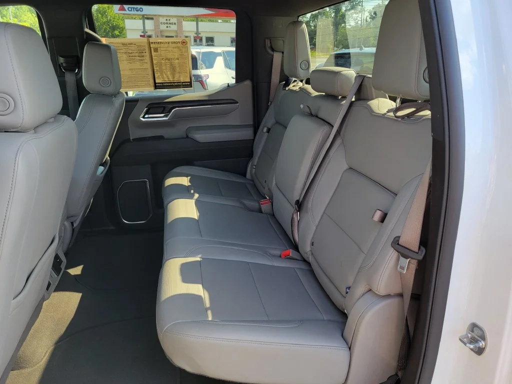 Used 2024 Summit White GMC SLT image 15