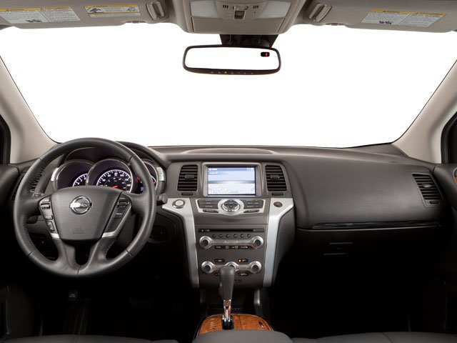Used 2013 Super Black Clearcoat Nissan LE image 10