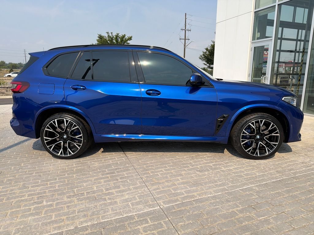 Used 2022 Blue Metallic BMW Base image 6