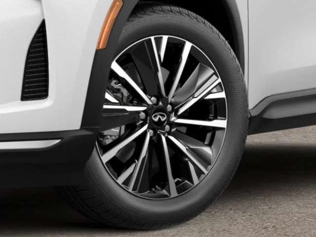New 2027 RADIANT WHITE INFINITI LUXE image 6