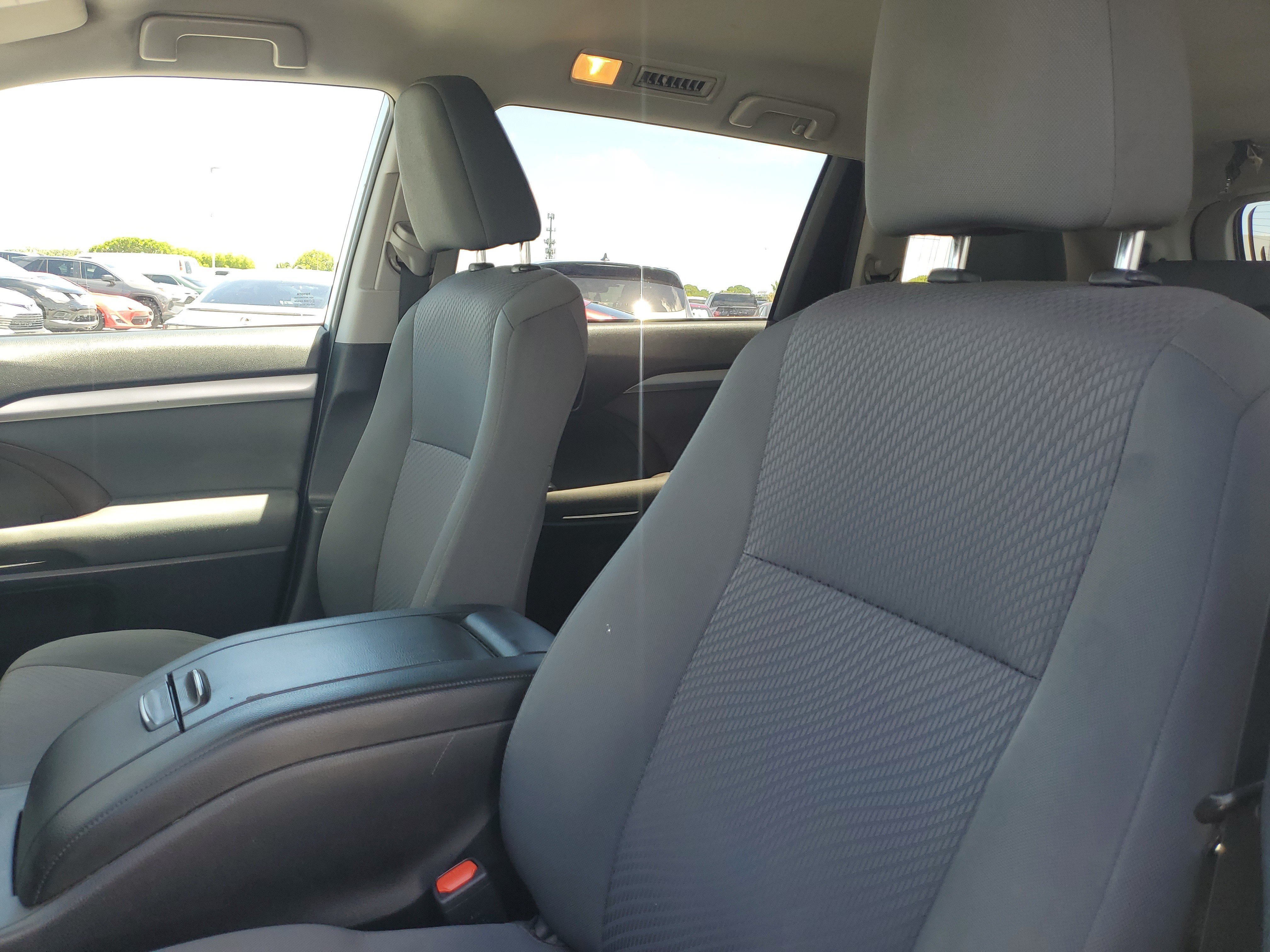 Used 2019 Celestial Silver Metallic Toyota LE image 17