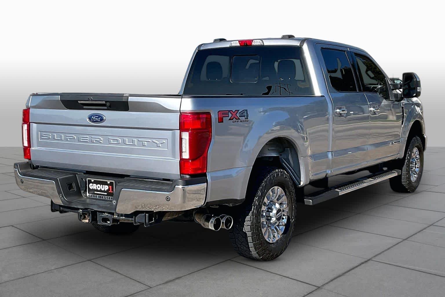 Used 2022 Iconic Silver Metallic Ford LARIAT image 13