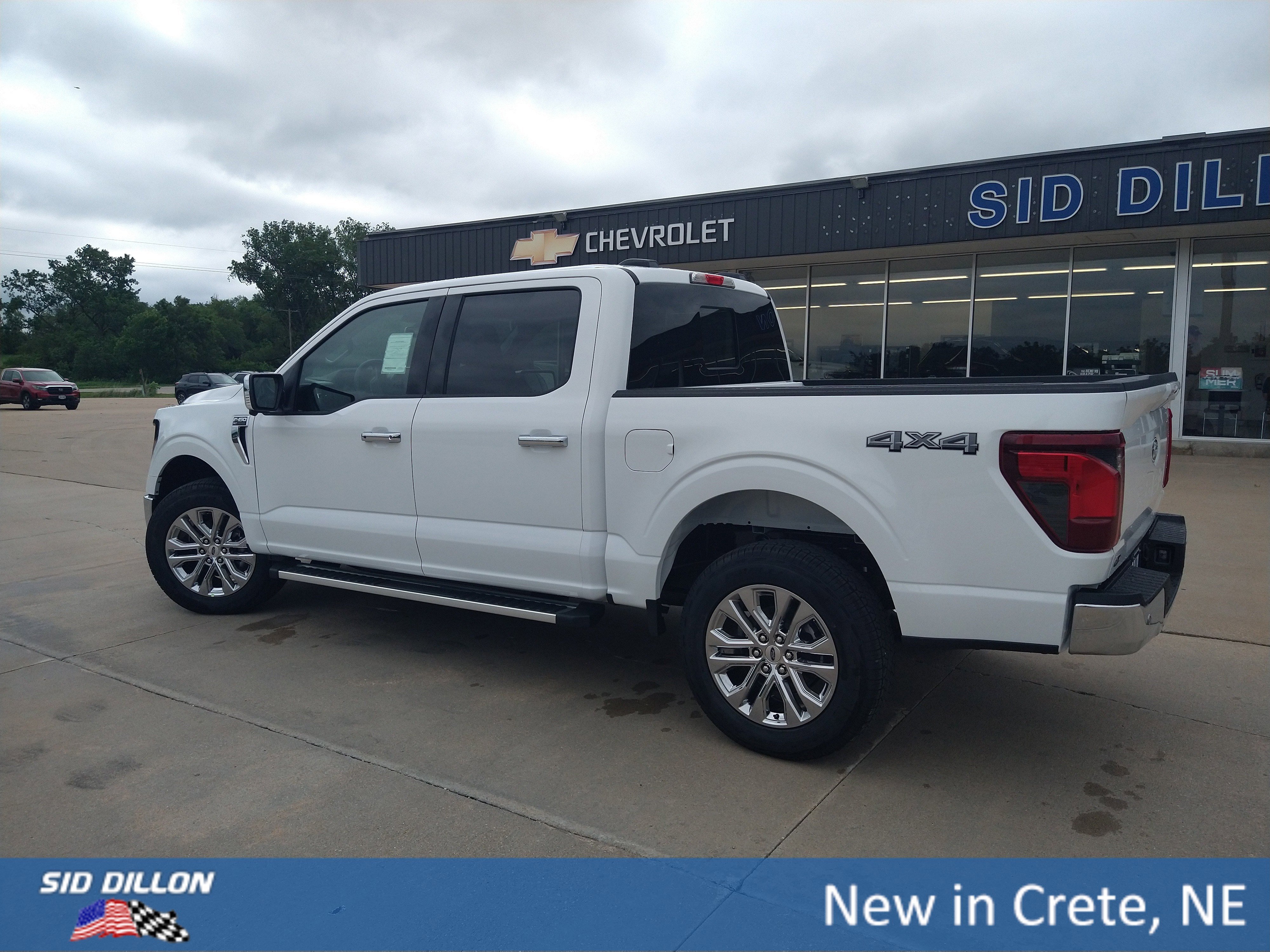 New 2026 Oxford White Ford XLT image 18