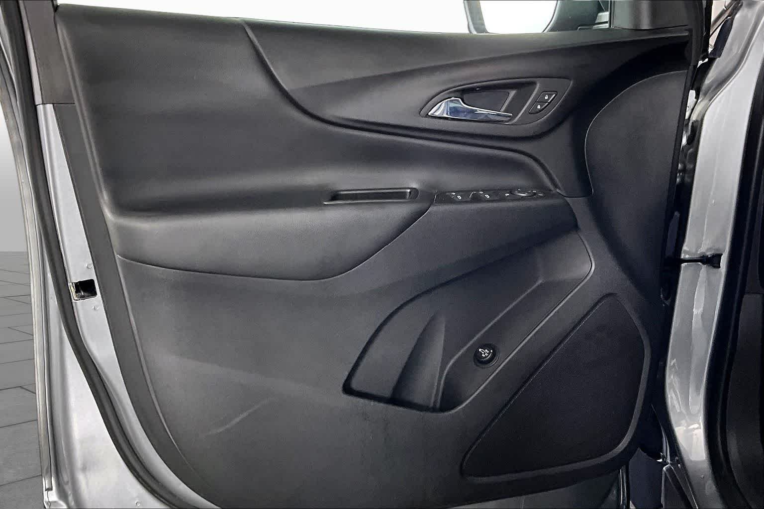Used 2023 Sterling Gray Metallic Chevrolet LT image 21