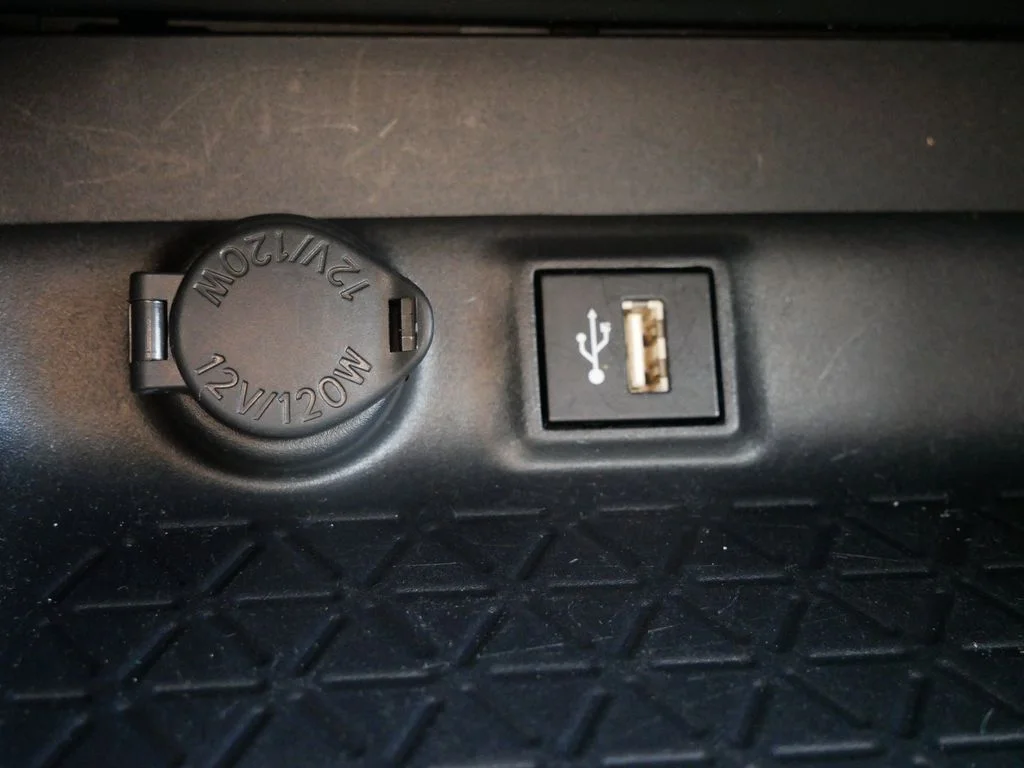 Used 2025 Silver Toyota XLE image 21
