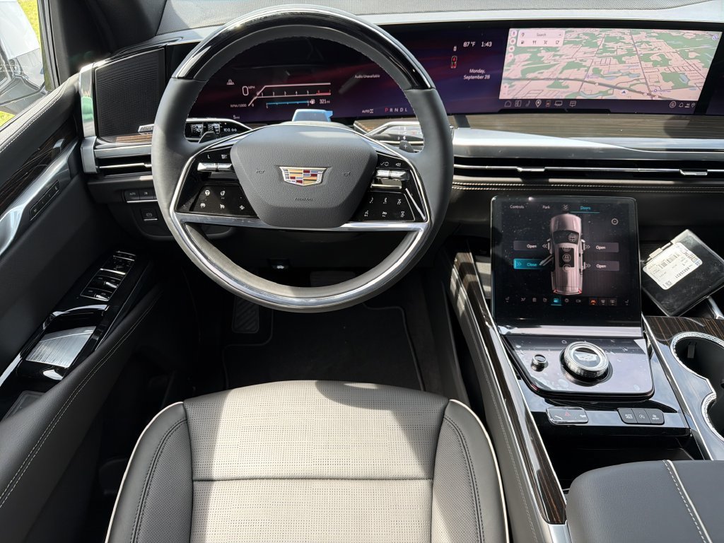 New 2026 Vibrant White Tricoat Cadillac Luxury image 17