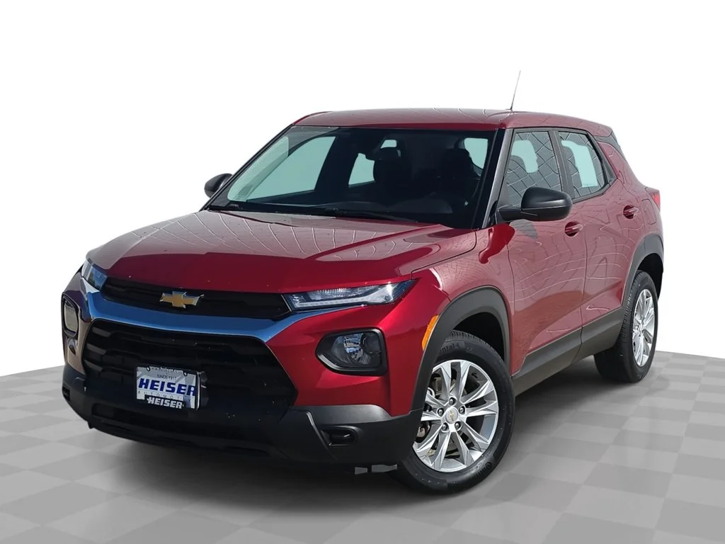 Used 2021 Red Chevrolet LS image 1