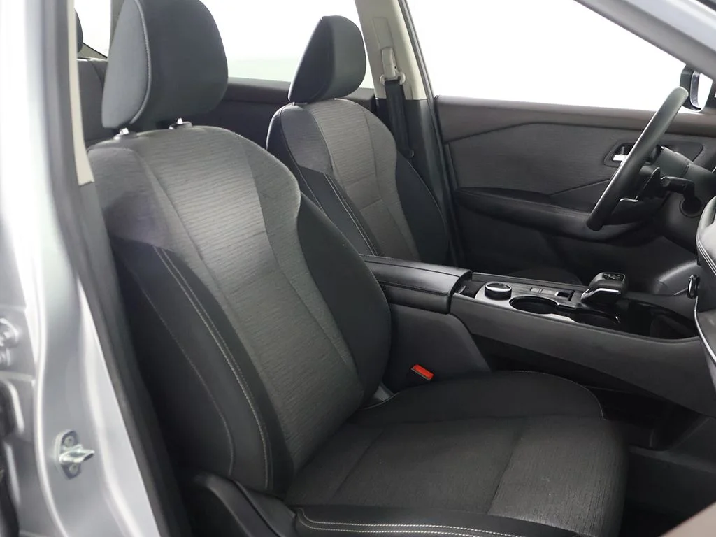 Used 2023 Silver Nissan SV image 25