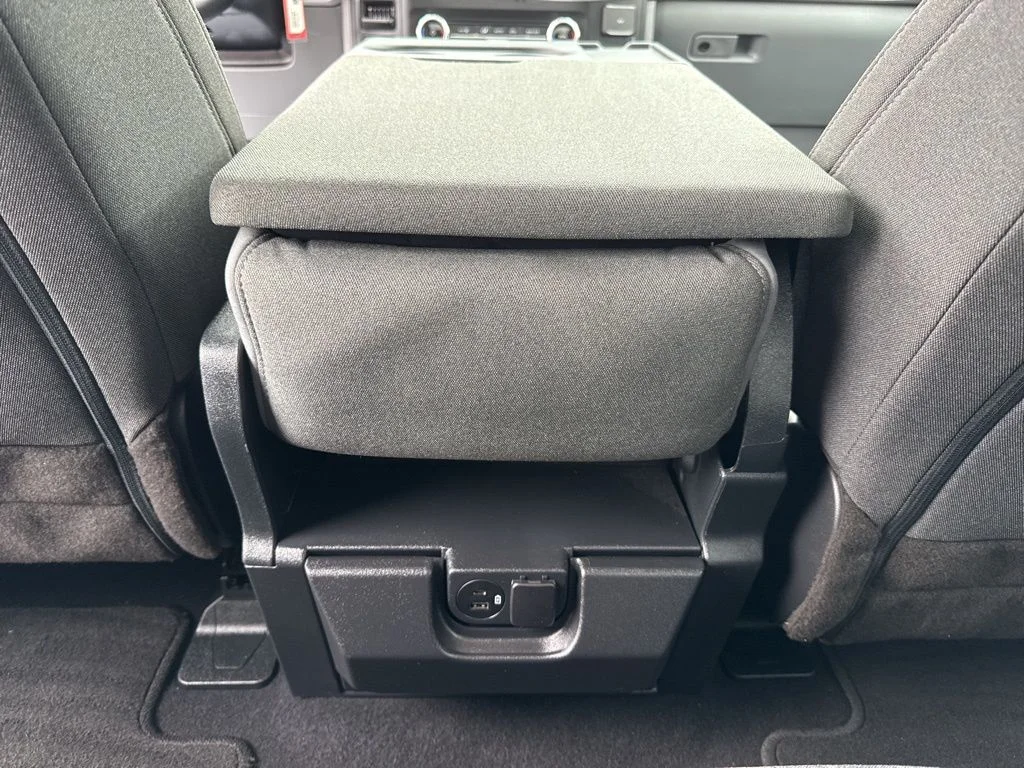 Used 2023 Carbonized Gray Metallic Ford XLT image 31