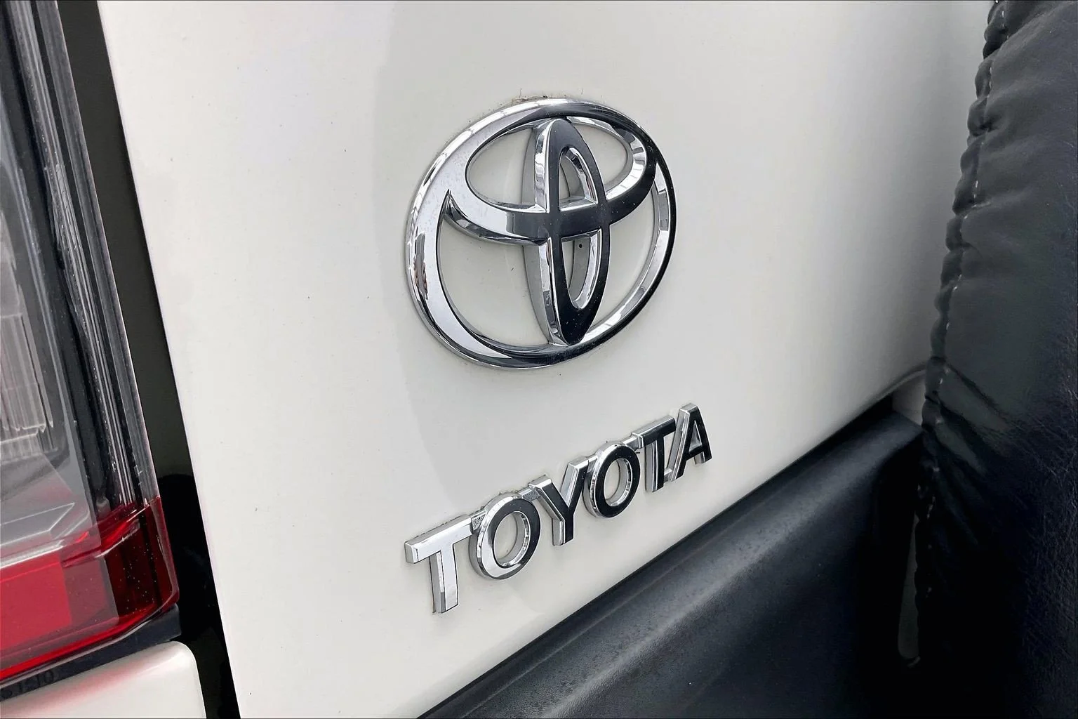 Used 2014 Iceberg Toyota  image 32