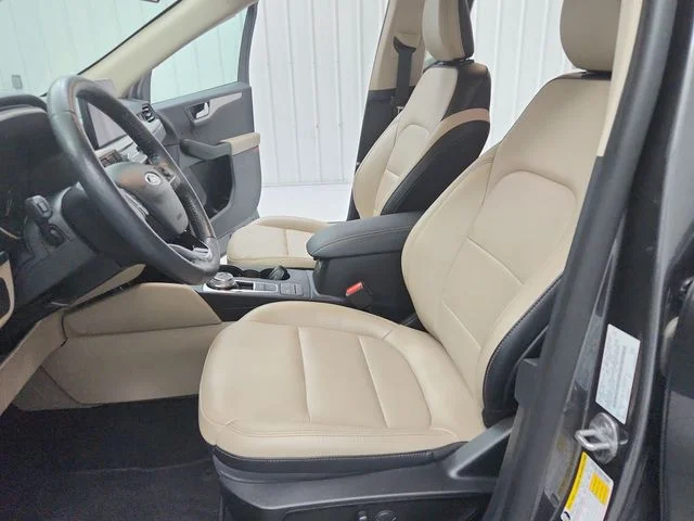Used 2020 Gray Ford SEL image 20