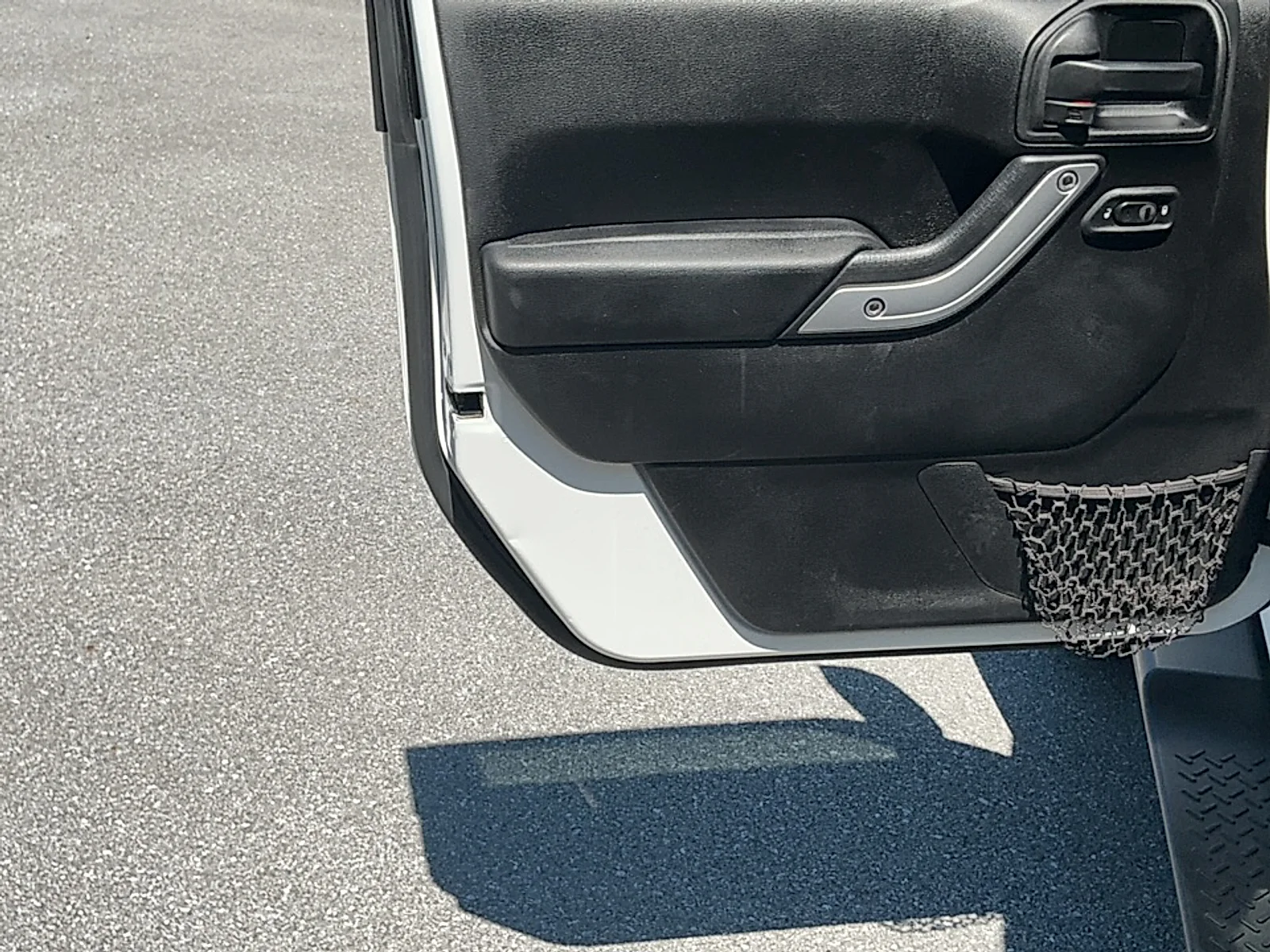 Used 2016 Bright White Clearcoat Jeep Sahara image 6