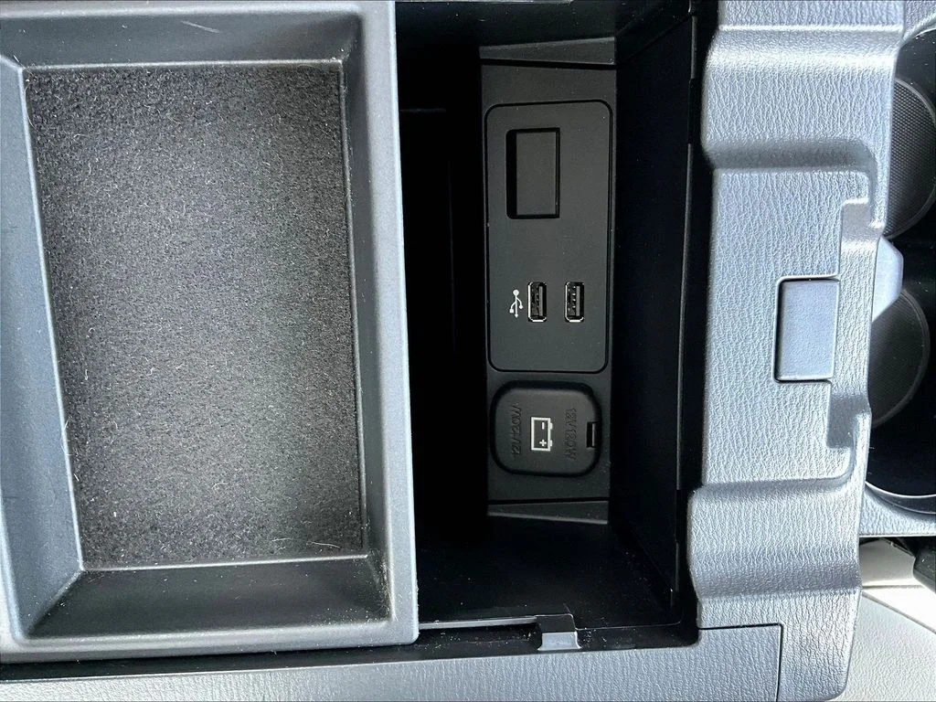 Used 2021 Machine Gray Mazda Grand Touring image 17