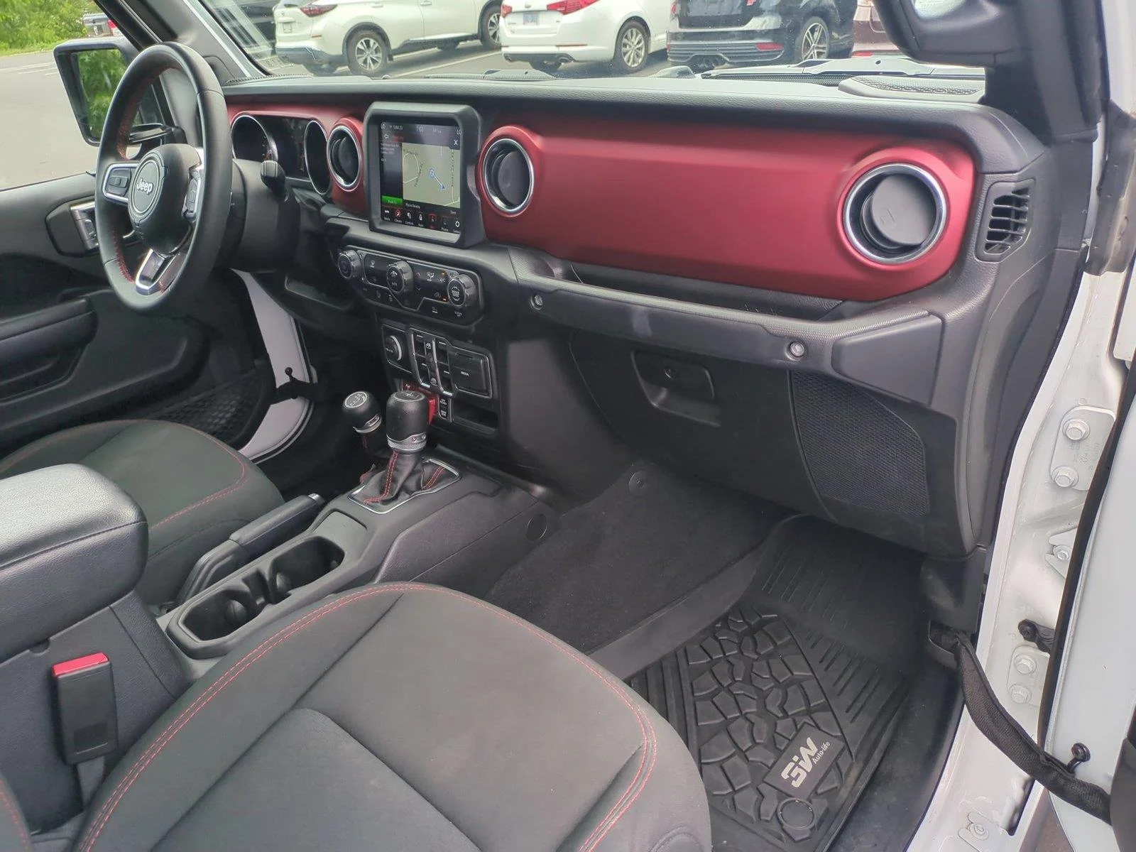 Used 2023 Bright White Clearcoat Jeep Rubicon image 37