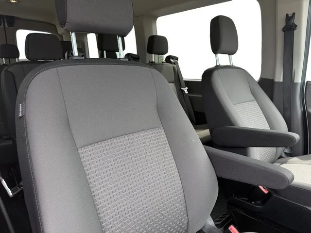 Used 2024 White Ford XLT image 17