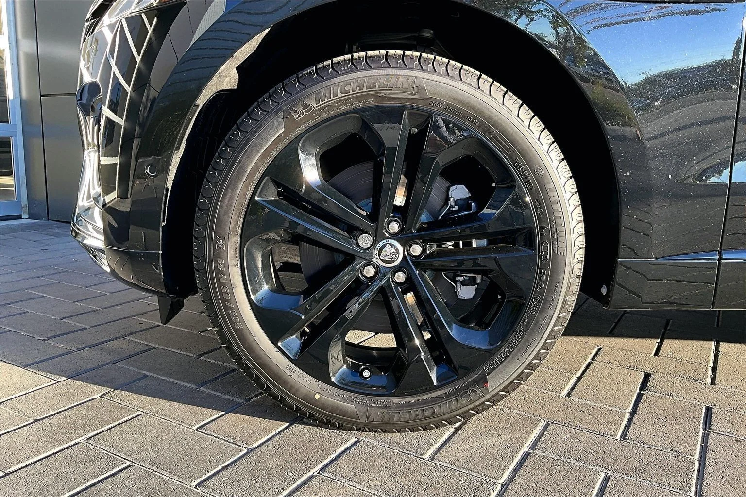 2026 Jaguar F-Pace R-Dynamic S - Photo 12