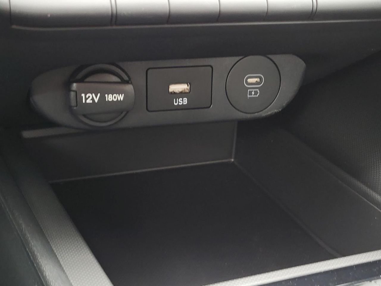 New 2026 Serenity White Hyundai SE image 19