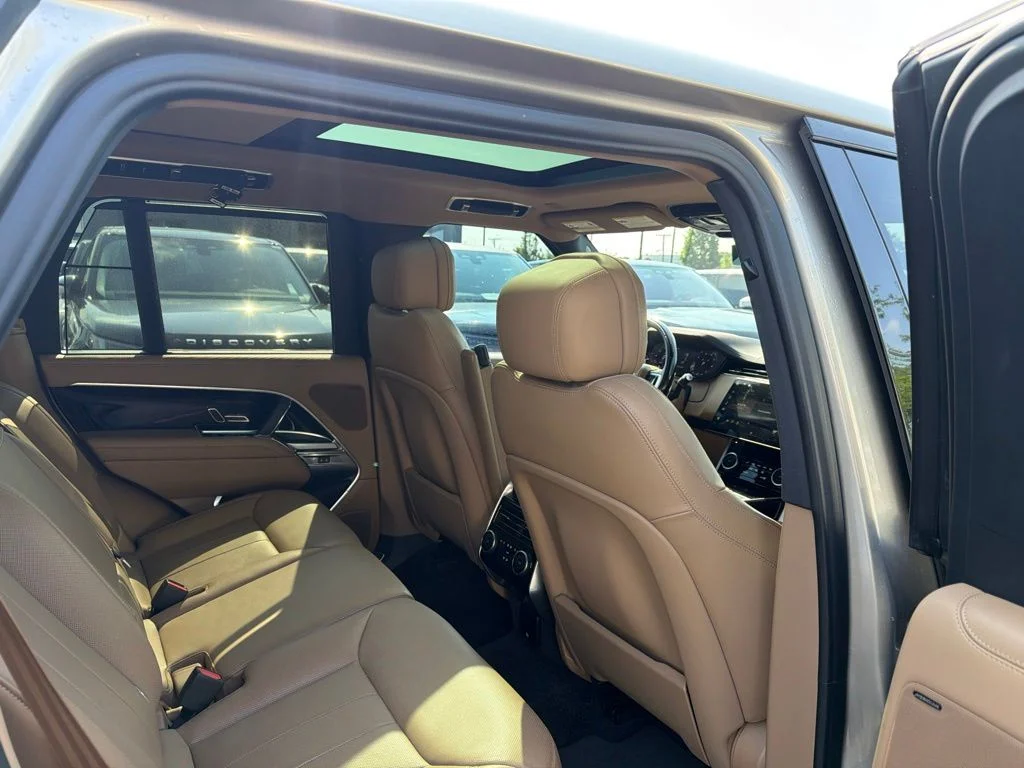 Certified Used 2023 Batumi Gold Premium Metallic Land Rover SE image 12