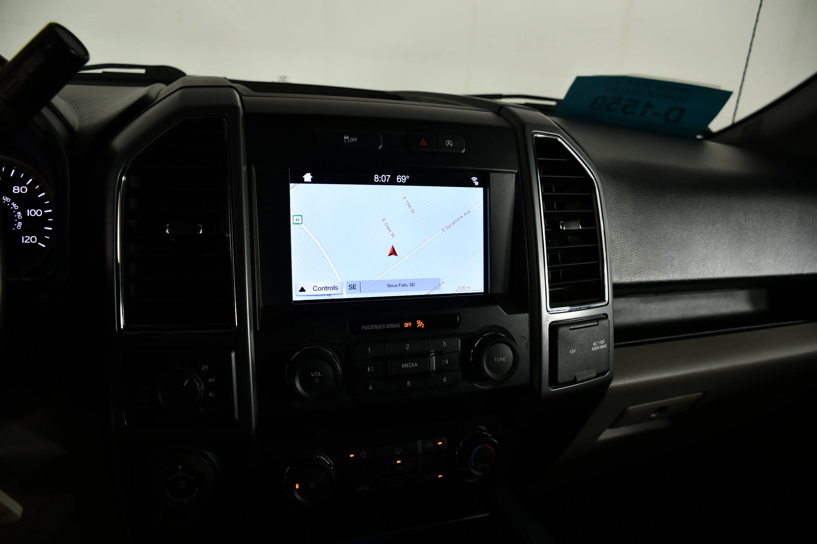 Used 2019 Black Metallic Ford XLT image 31