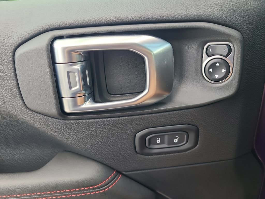 2026 Jeep Wrangler 2-Door Rubicon - Photo 19