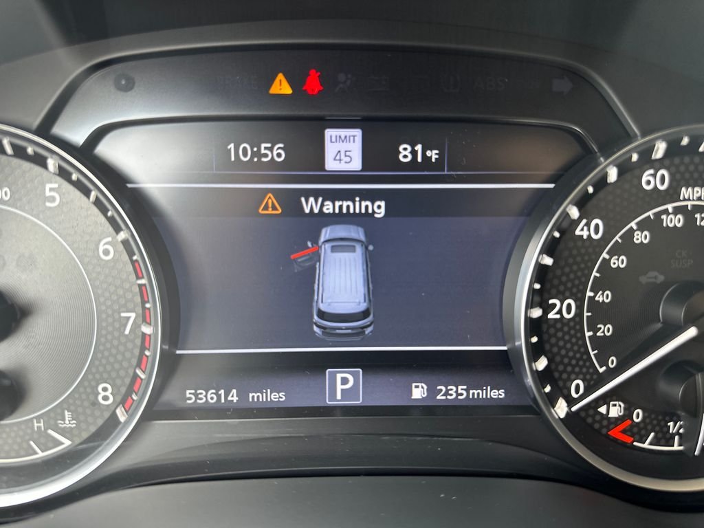 Used 2022 Gray Nissan Platinum image 20