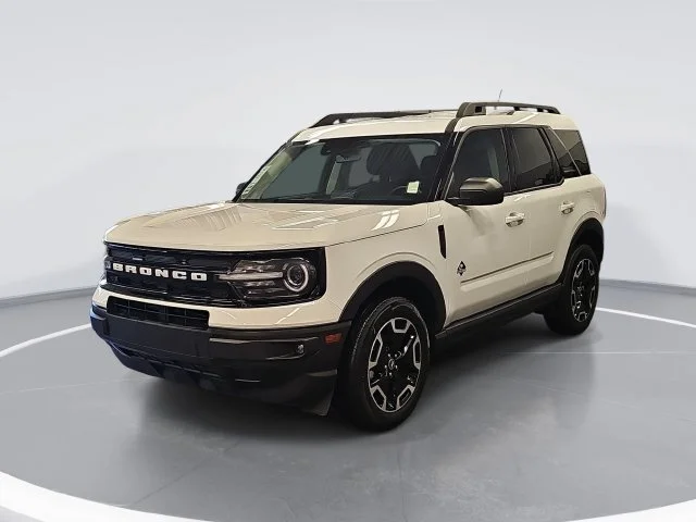 Used 2023 White Ford Outer Banks image 7